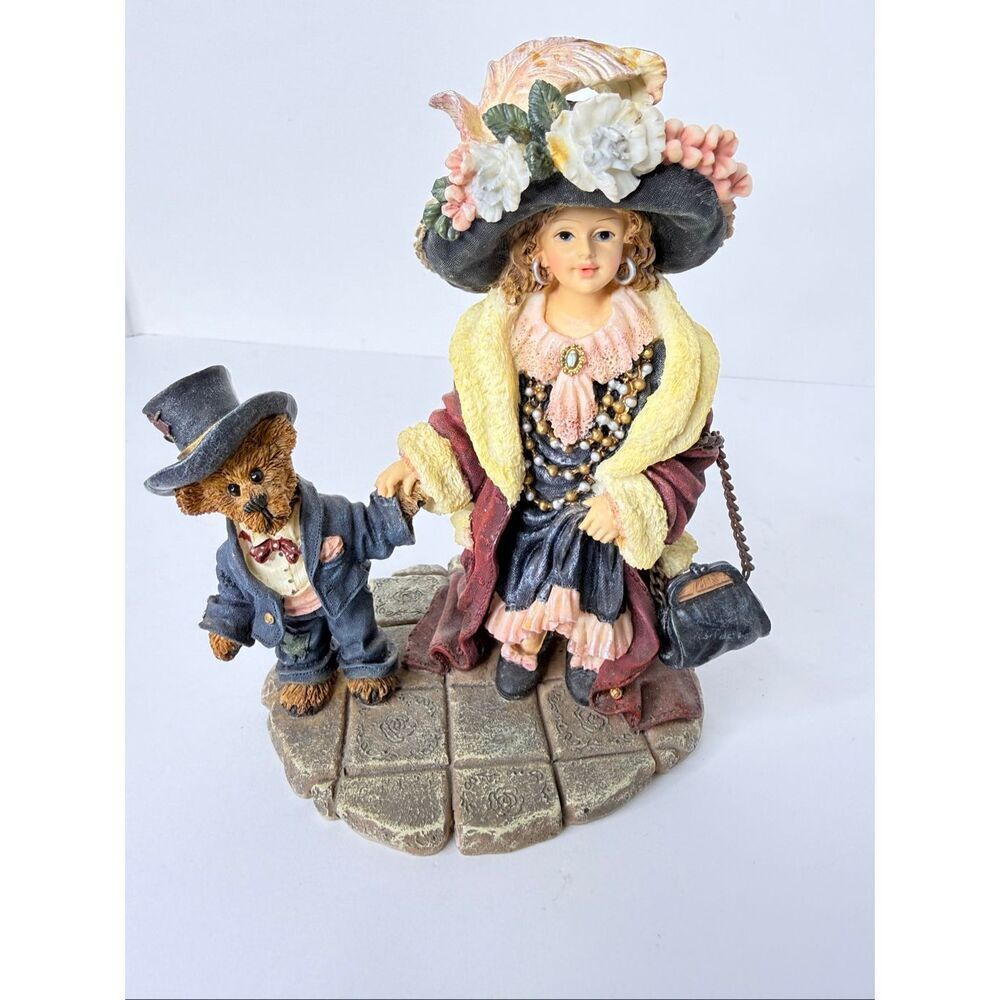 Yesterday’s Child Dollstone Collection Amy & Edmund…Momma’s Clothes Style #3529V